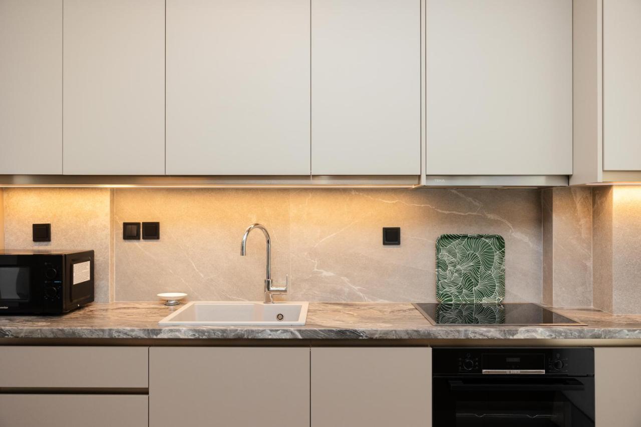 Elegance Apartment 2 Bedroom Suites 塞萨洛尼基 外观 照片