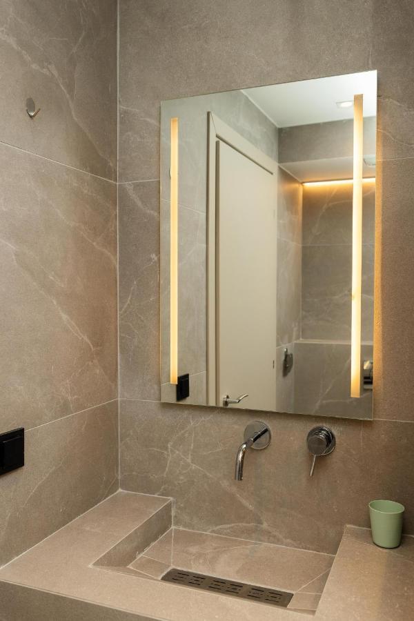 Elegance Apartment 2 Bedroom Suites 塞萨洛尼基 外观 照片